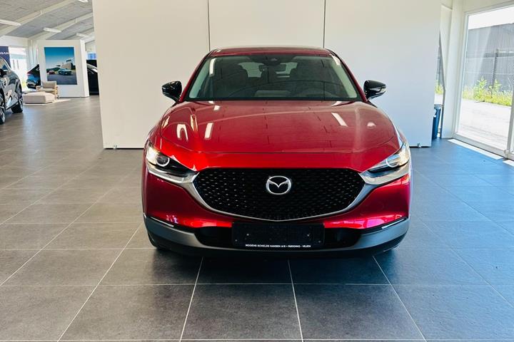 Rød Mazda CX-30 fra 2022
