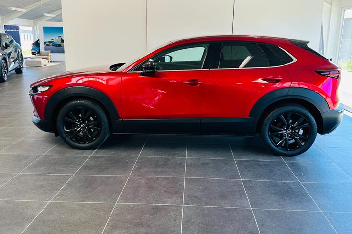 Rød Mazda CX-30 fra 2022
