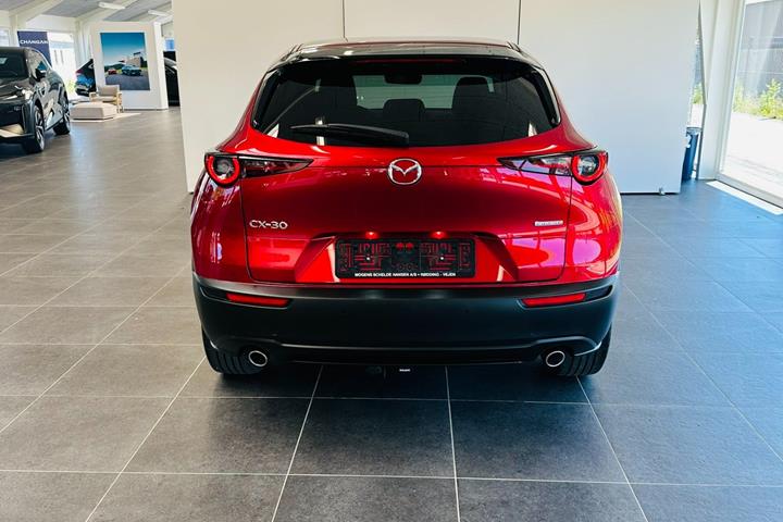 Rød Mazda CX-30 fra 2022
