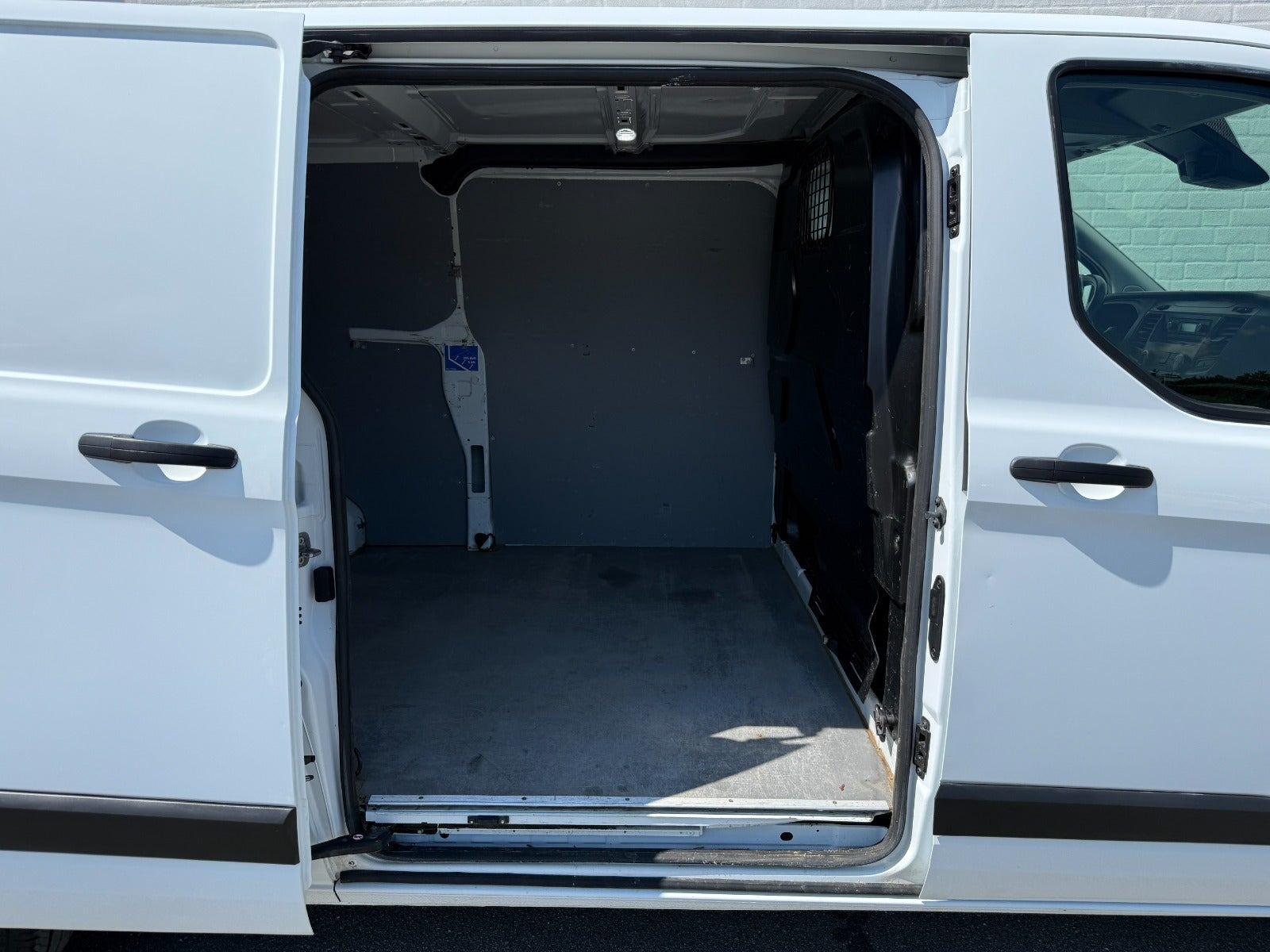 Hvid Ford Transit Custom 300 L2 fra 2019