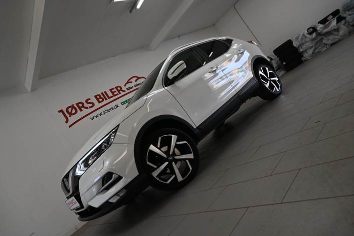 Hvid Nissan Qashqai fra 2021