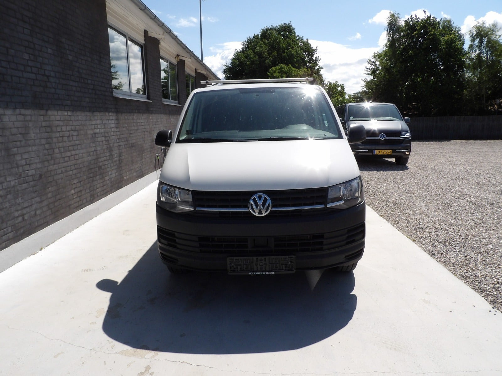 Hvid VW Transporter fra 2019