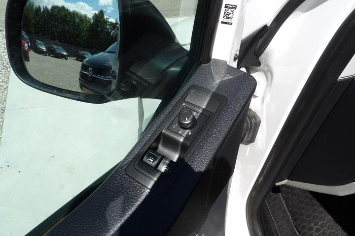 Hvid VW Transporter fra 2019