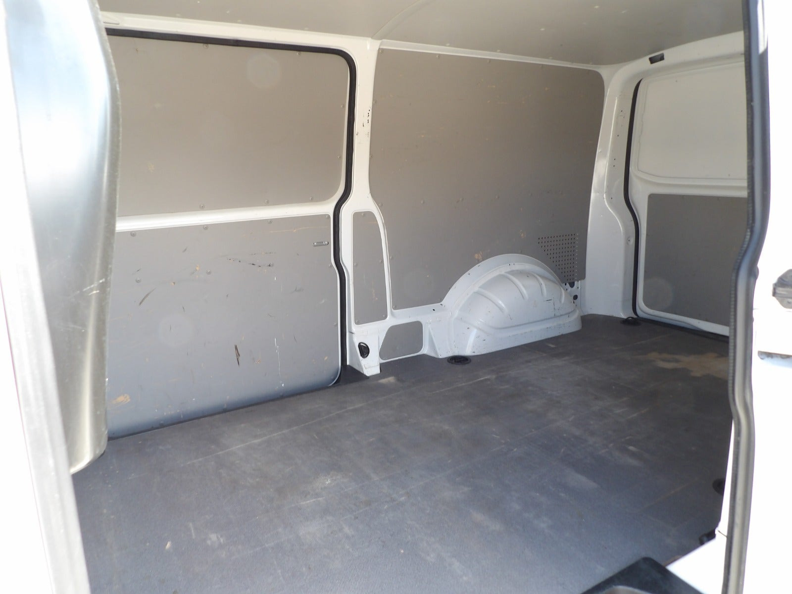 Hvid VW Transporter fra 2019