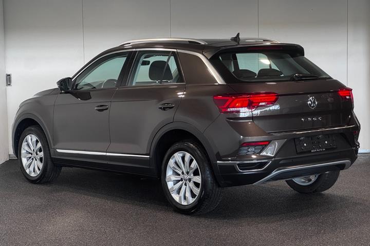 Brun VW T-Roc fra 2020