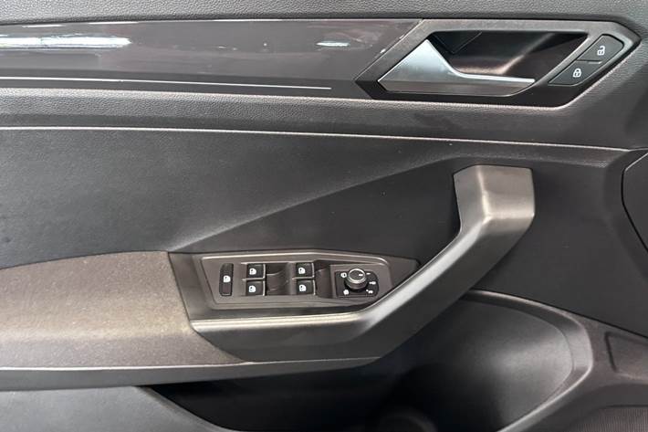Brun VW T-Roc fra 2020