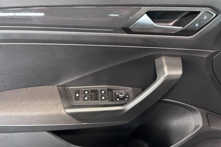 Brun VW T-Roc fra 2020