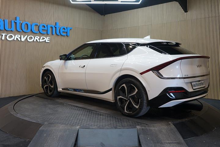 Hvid Kia EV6 fra 2022