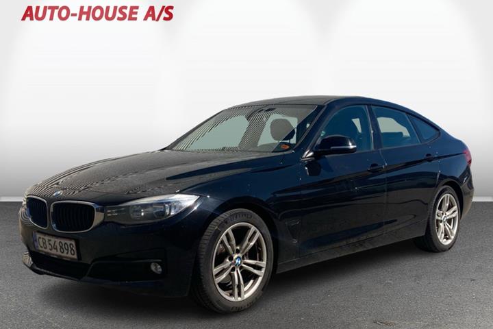Sort BMW 320d fra 2016 set udefra
