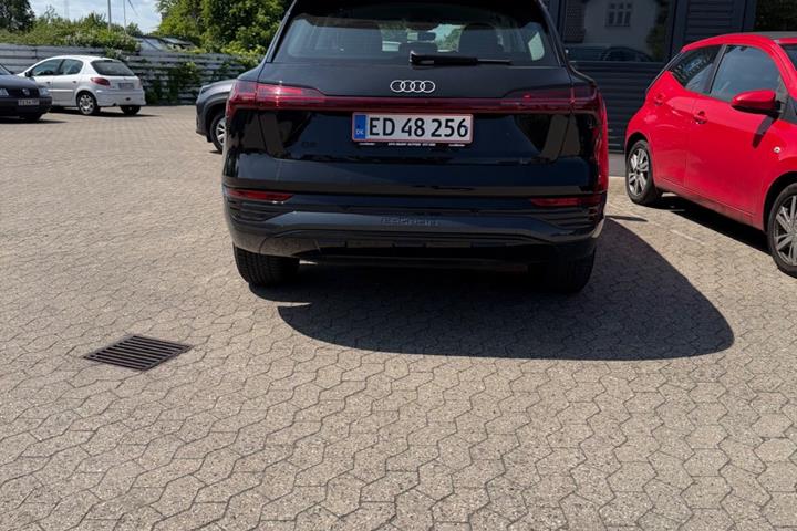 undefined Audi Q8 e-tron fra 2024
