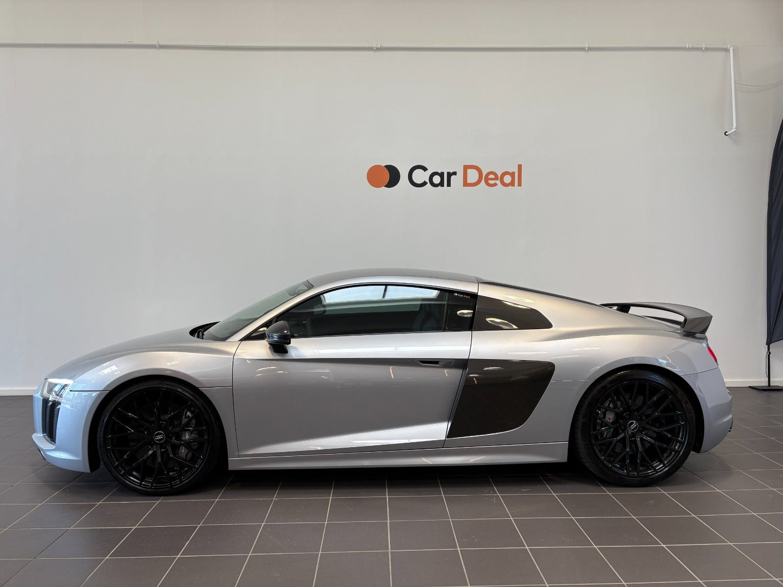 Sølv Audi R8 fra 2017