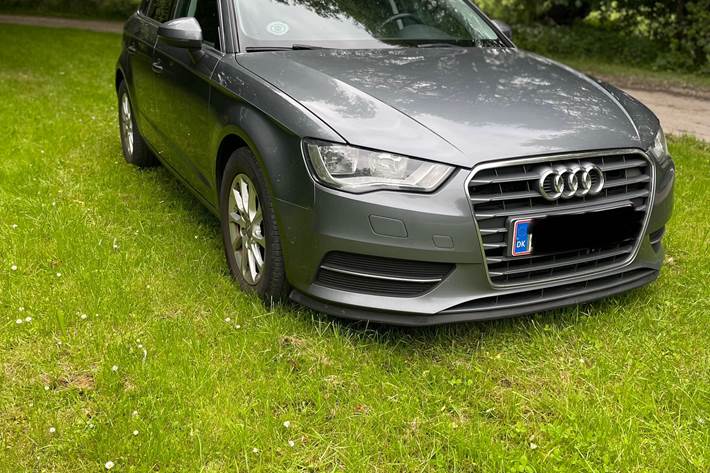 Grå Audi A3 Sportback fra 2014
