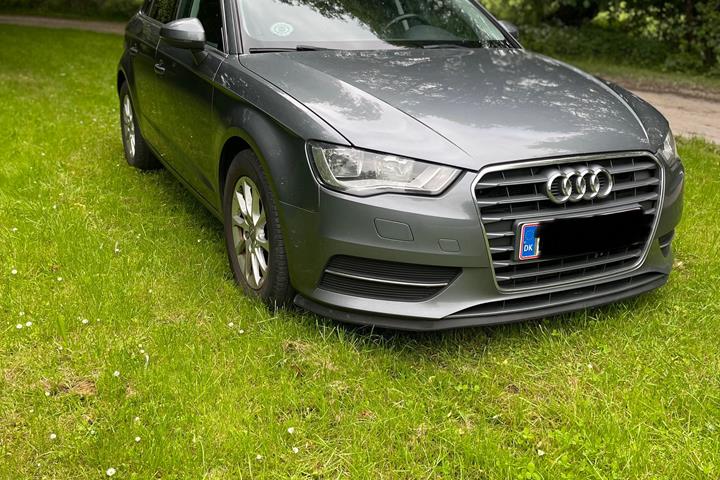 Grå Audi A3 Sportback fra 2014