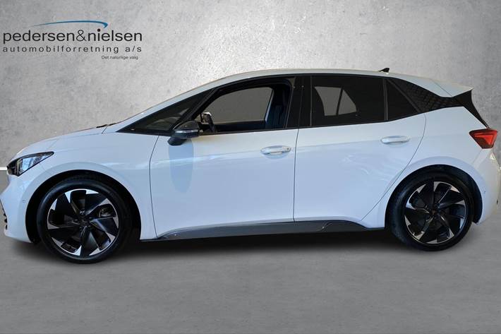 Hvid Cupra Born fra 2023