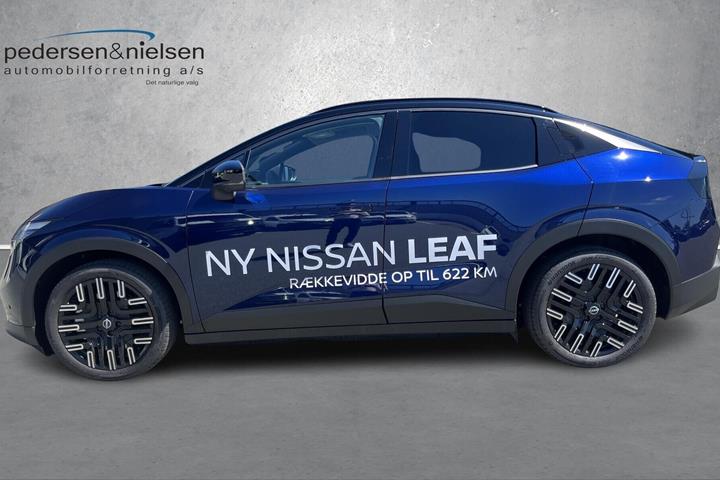 Blå Nissan Leaf fra 2026