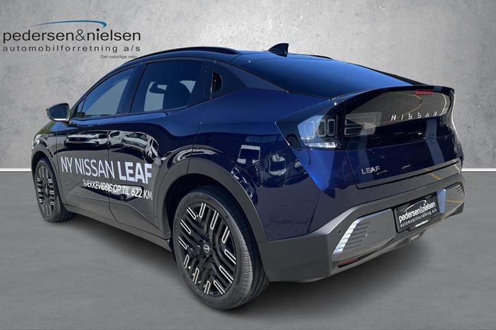 Blå Nissan Leaf fra 2026