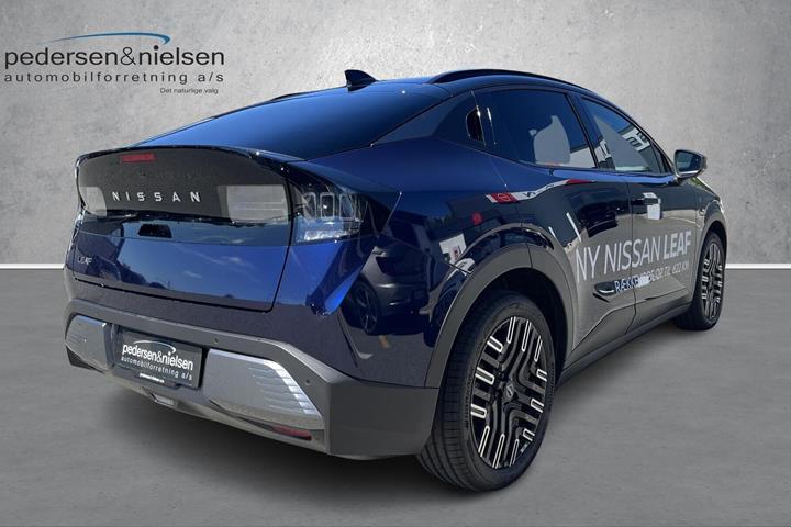 Blå Nissan Leaf fra 2026