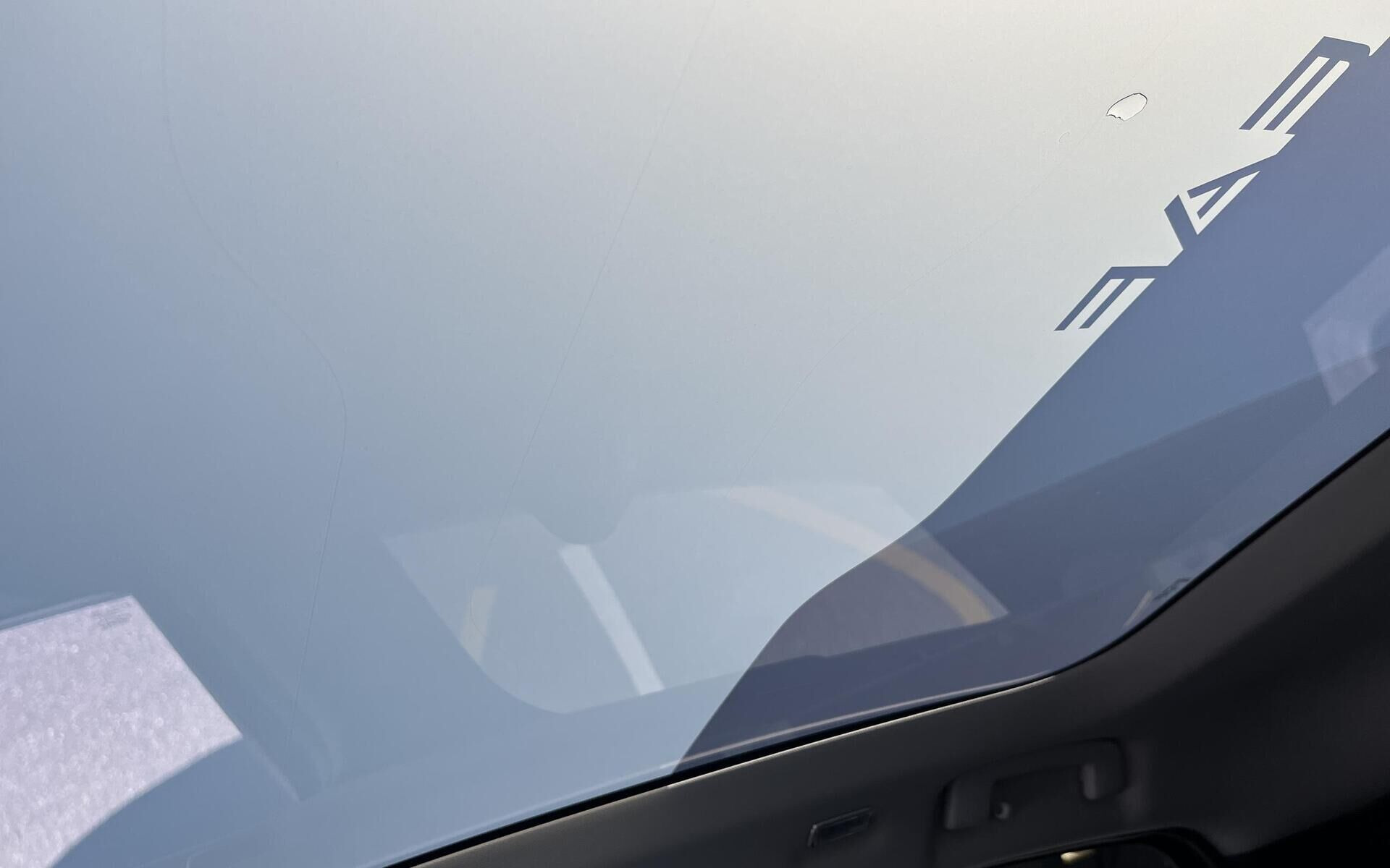 Blå Nissan Leaf fra 2026
