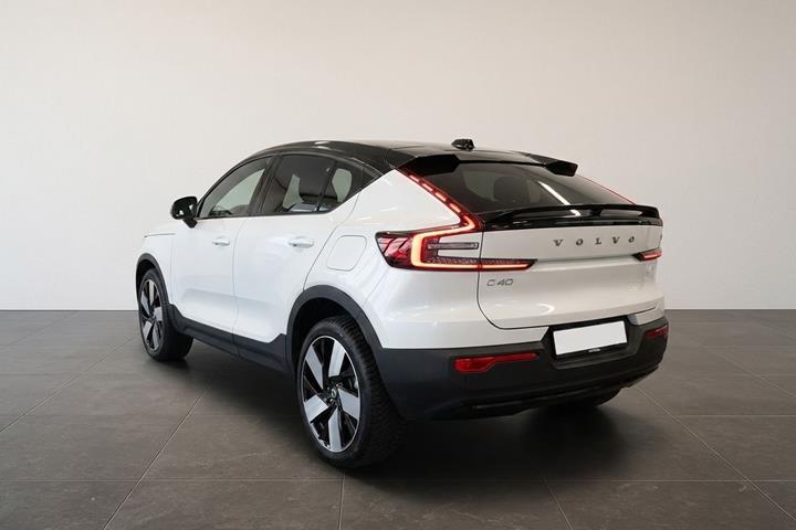 Hvid Volvo C40 fra 2021