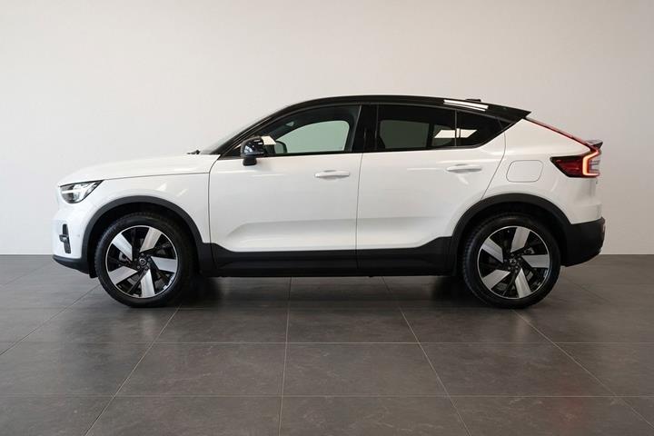 Hvid Volvo C40 fra 2021