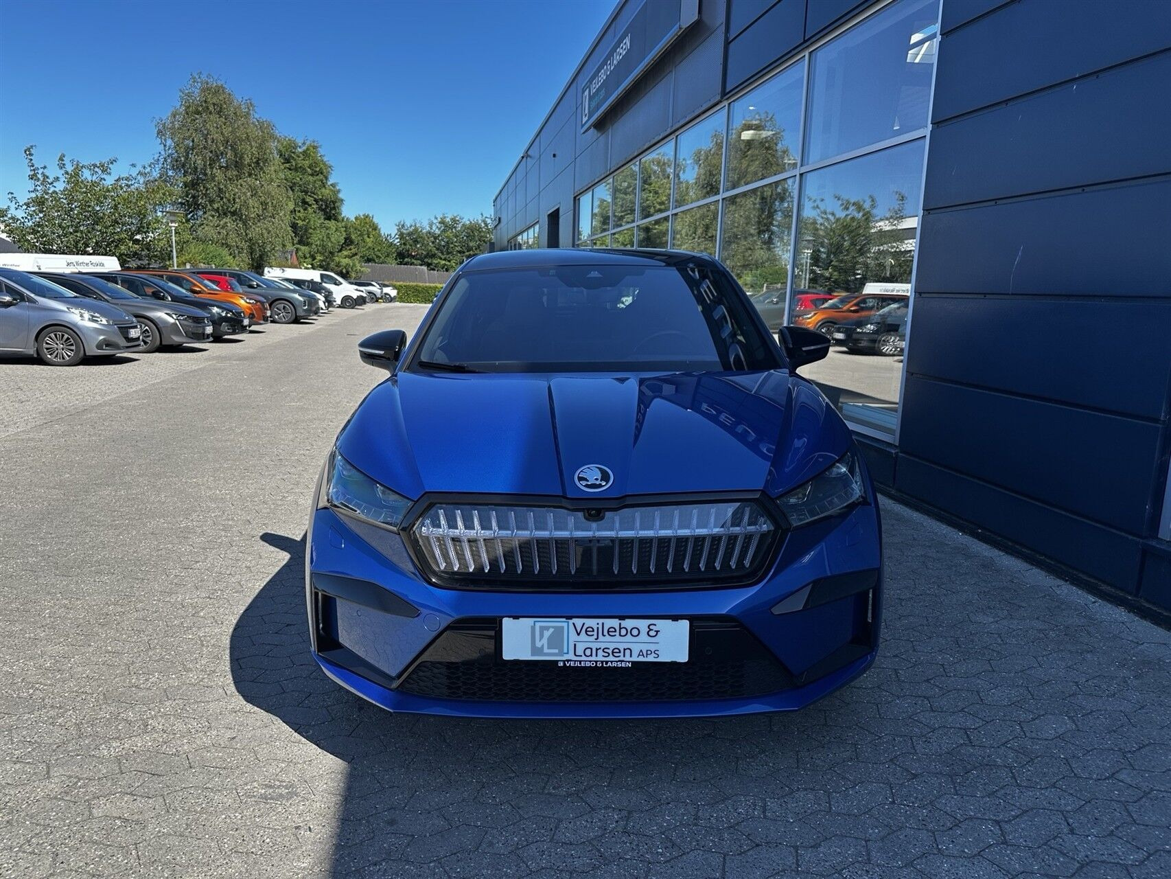Blå Skoda Enyaq fra 2024