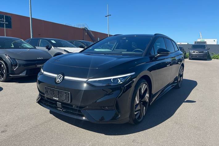 Sort VW ID.7 fra 2026 set udefra