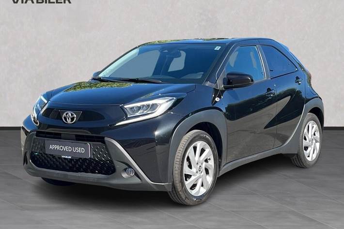 Sort Toyota Aygo X fra 2023