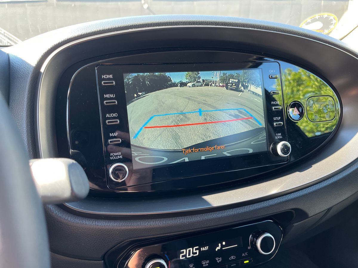 Sort Toyota Aygo X fra 2023