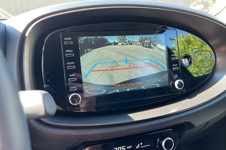Sort Toyota Aygo X fra 2023