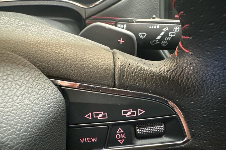 Hvid Seat Arona fra 2021