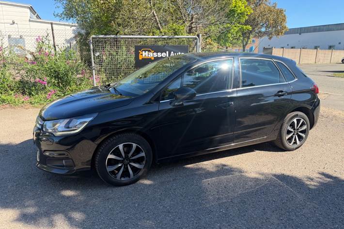 Grøn Citroën C4 fra 2018