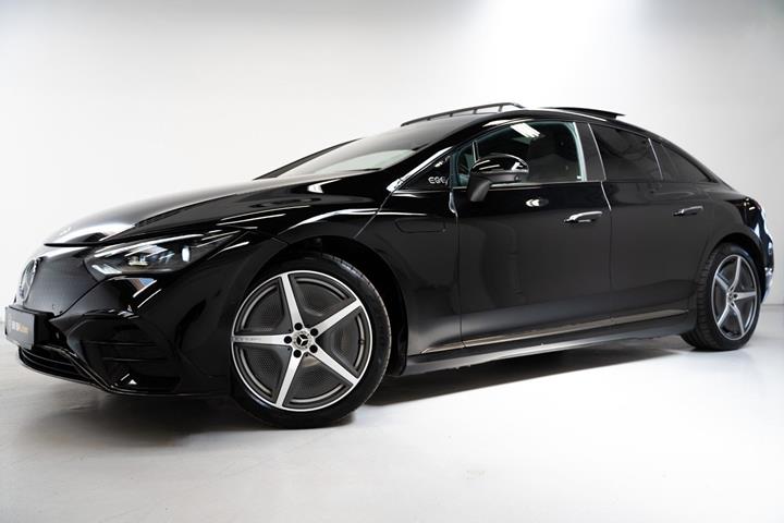 undefined Mercedes EQE350+ fra 2022 set udefra