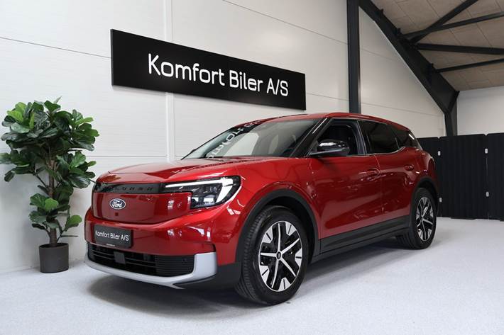 Rød Ford Explorer fra 2024