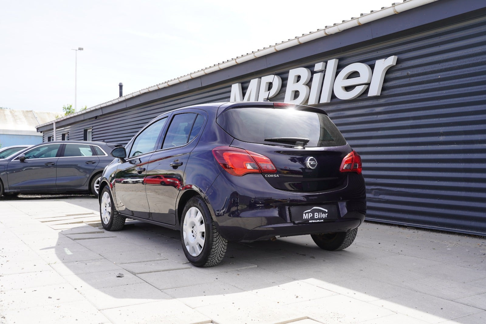 Sort Opel Corsa fra 2019