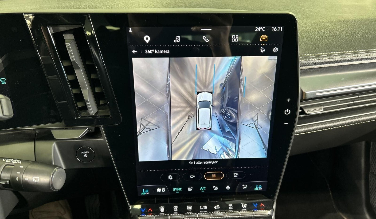 Blå Renault Megane E-Tech fra 2023
