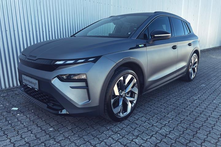 Grå Skoda Elroq fra 2026 set udefra