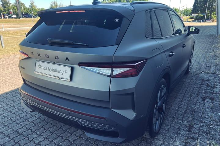 Grå Skoda Elroq fra 2026
