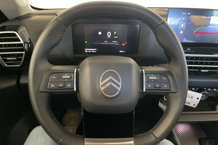 Blå Citroën ë-C4 X fra 2025