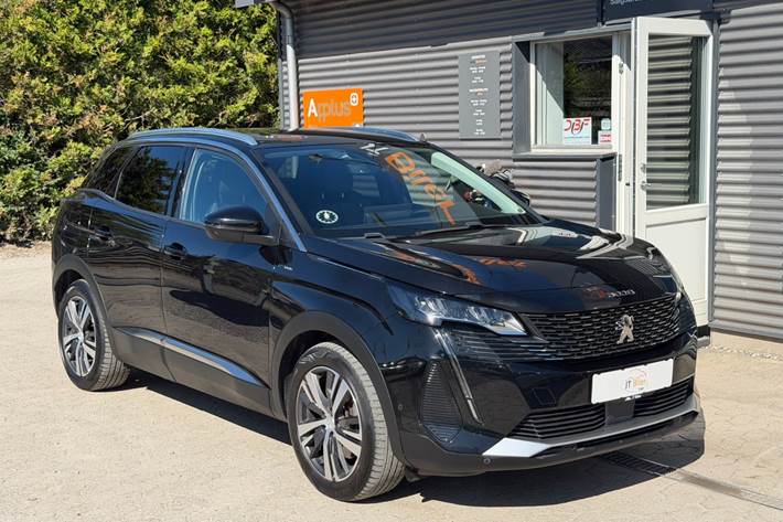 Sort Peugeot 3008 fra 2021 set udefra