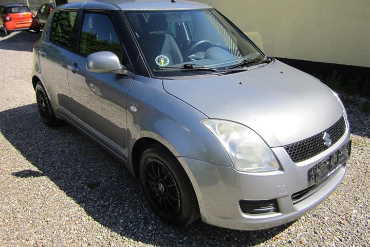 undefined Suzuki Swift fra 2008