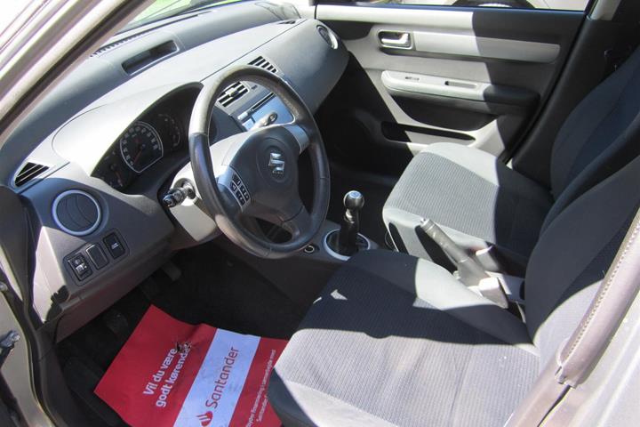 undefined Suzuki Swift fra 2008