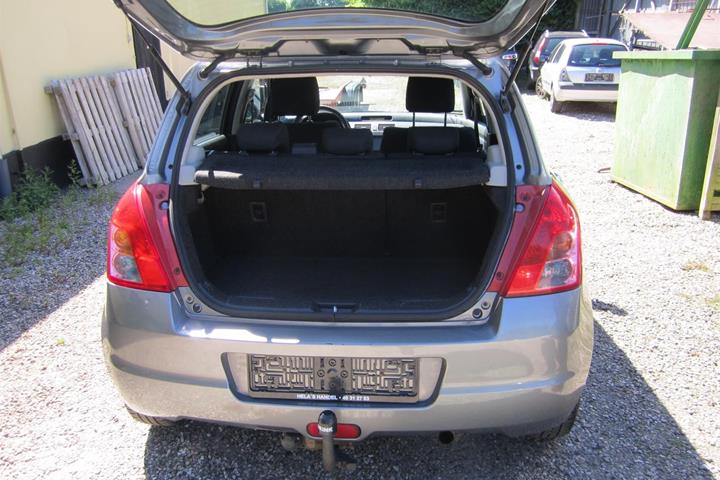 undefined Suzuki Swift fra 2008