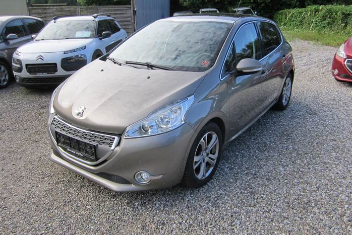 undefined Peugeot 208 fra 2012