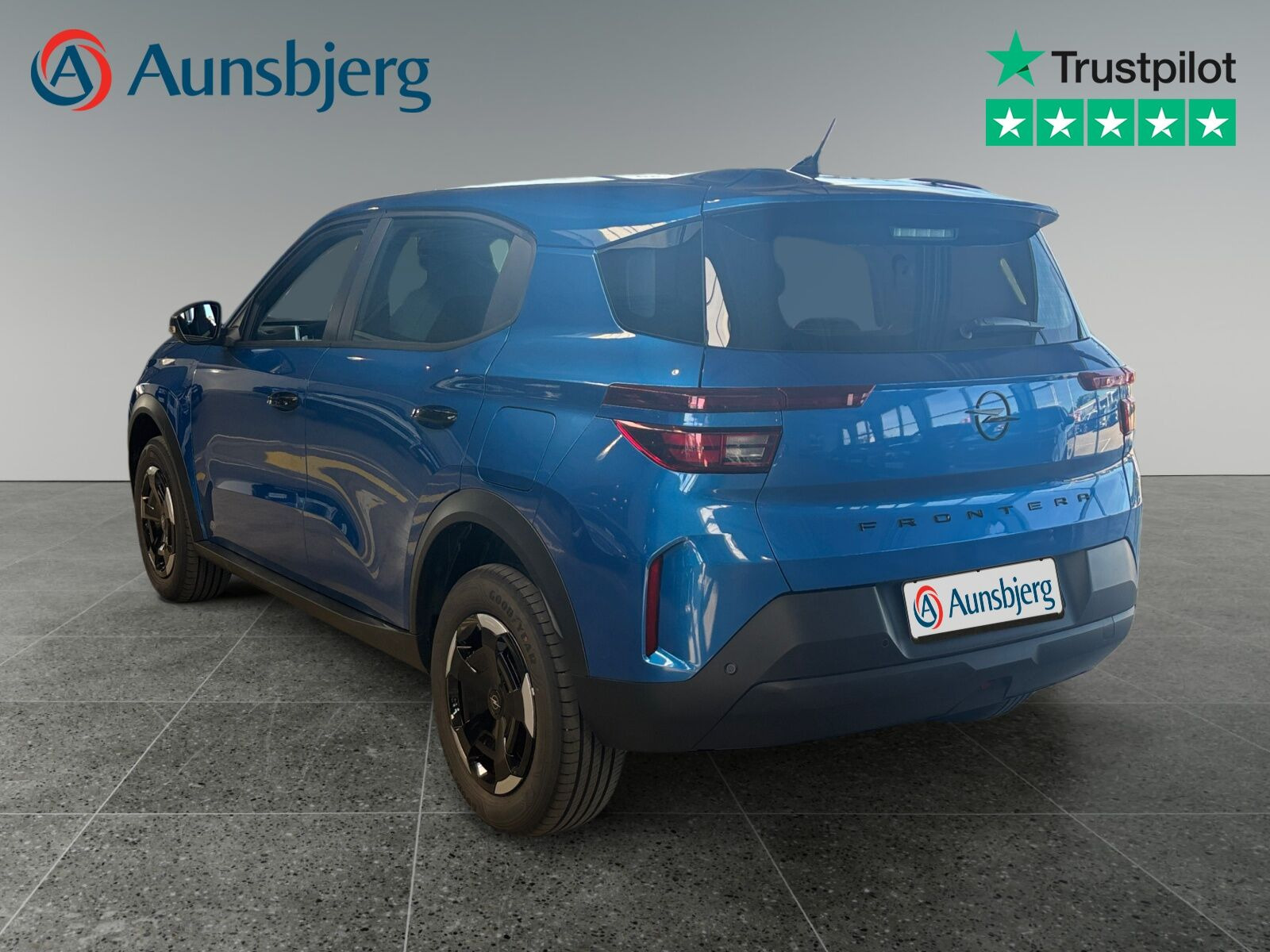 Blå Opel Frontera fra 2025
