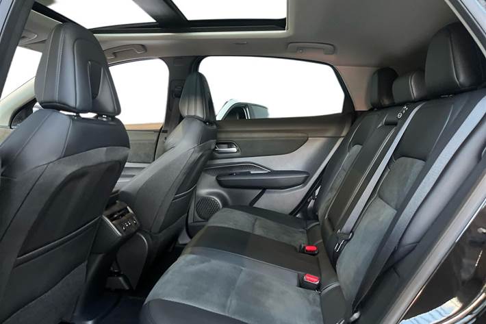 Sort Nissan Ariya fra 2026