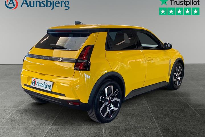 Gul Renault 5 E-Tech fra 2025