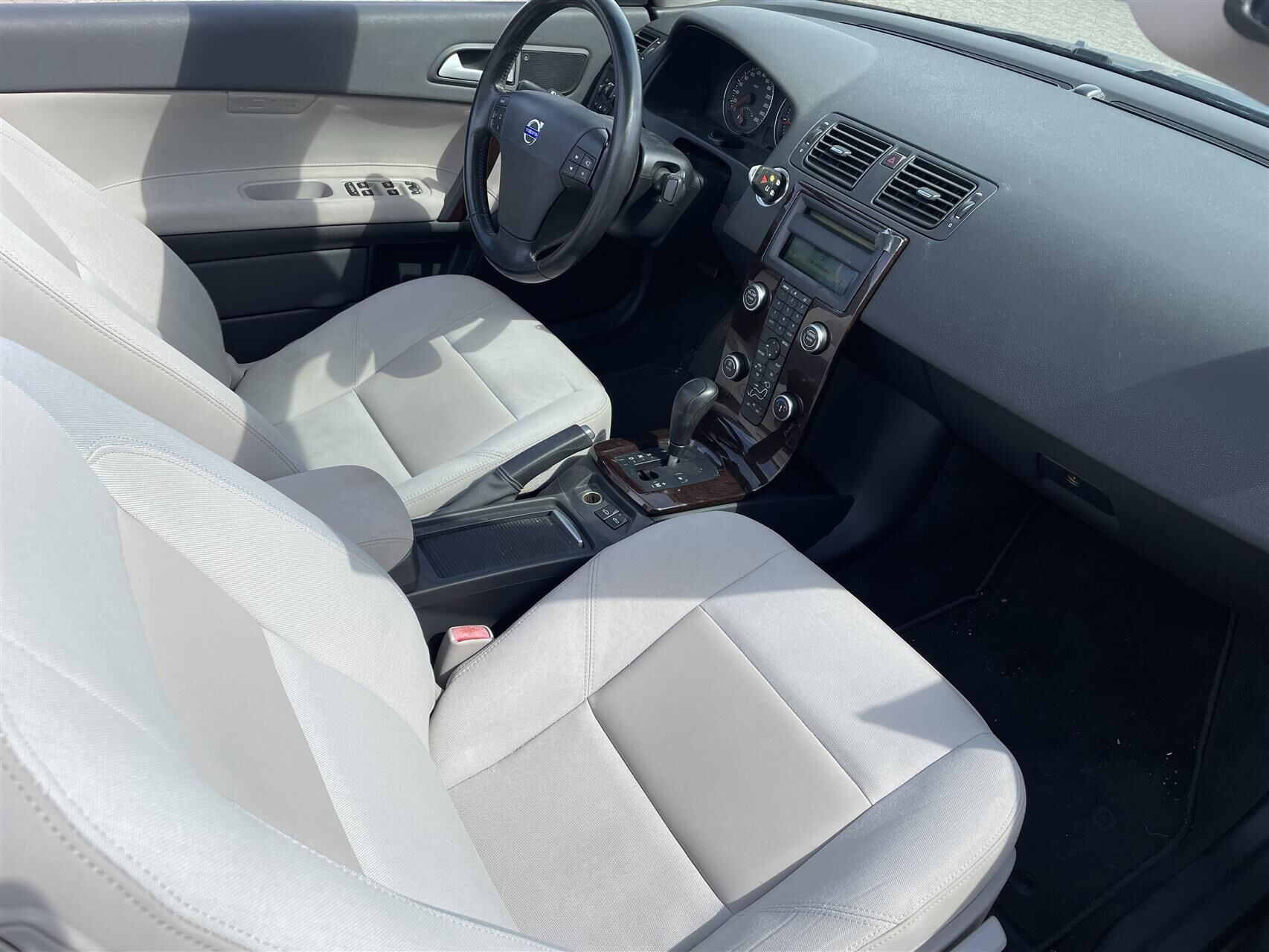 Blå Volvo C70 fra 2006
