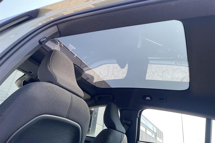 Grøn Volvo C40 fra 2023