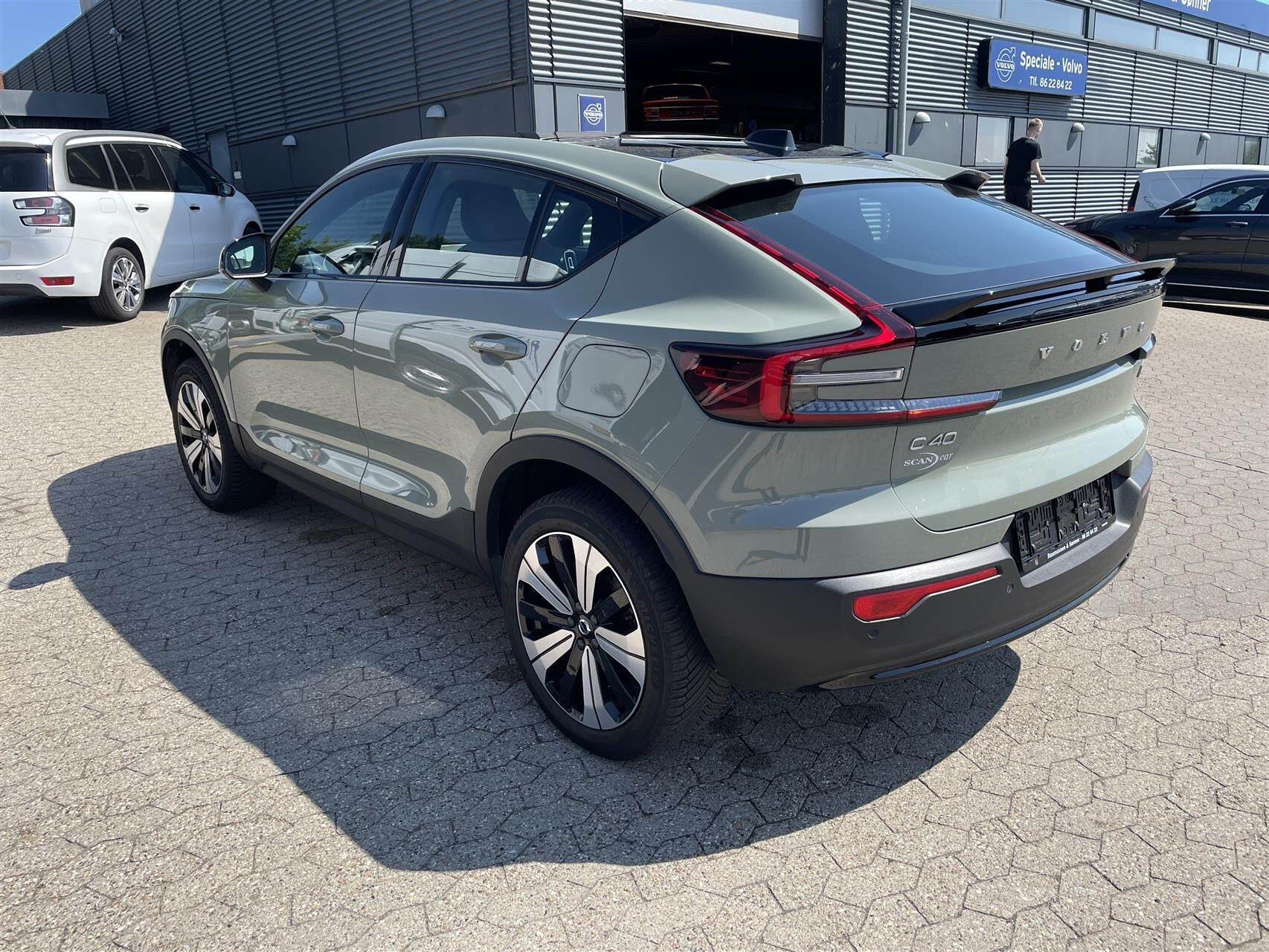 Grøn Volvo C40 fra 2023