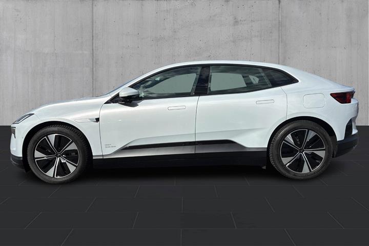 Grå Polestar 4 fra 2024